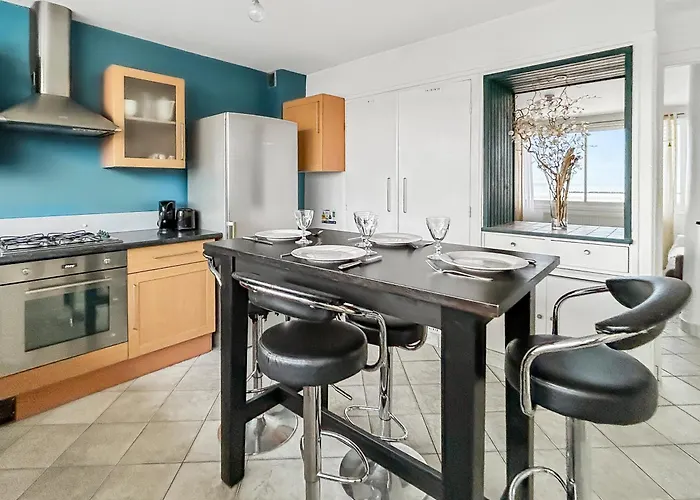 Vue Panoramique Sur La Plage, Grand T2 Appartement *